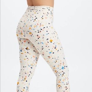 NWT 🆕 Fabletics Motion 365 Run Anywhere High-Waisted 7/8 Leggings